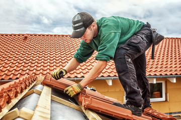 How to Market Roofing Companies